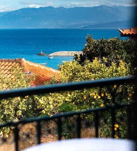 Koroneia Casa de Férias