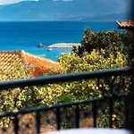 Koroneia Casa de Férias