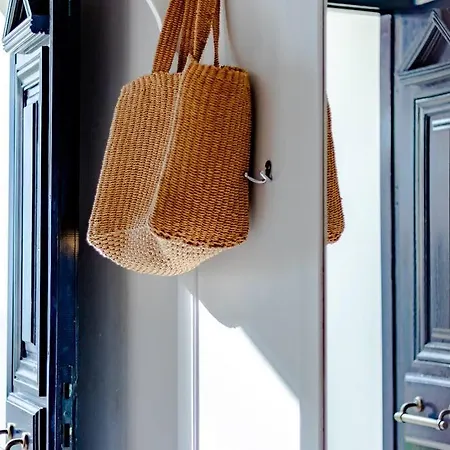 Koroneia Semesterbostad